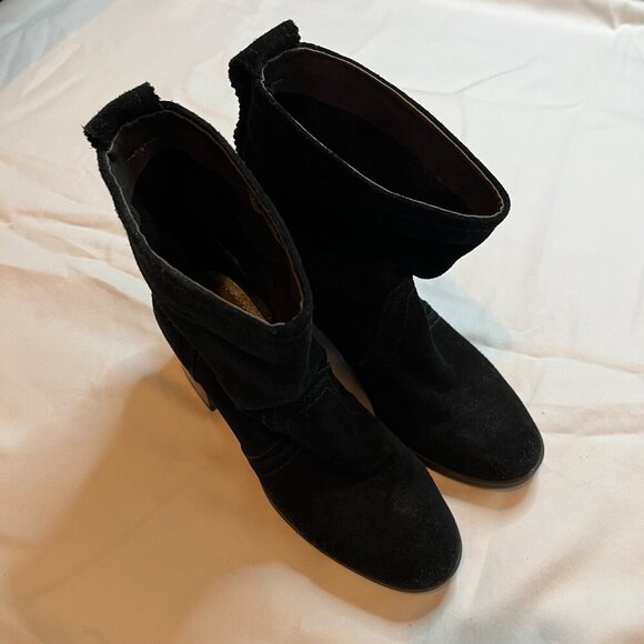 White Mountain Behari Black Leather Upper Slouchy Ankle Boot | Size 7 - Picture 8 of 8